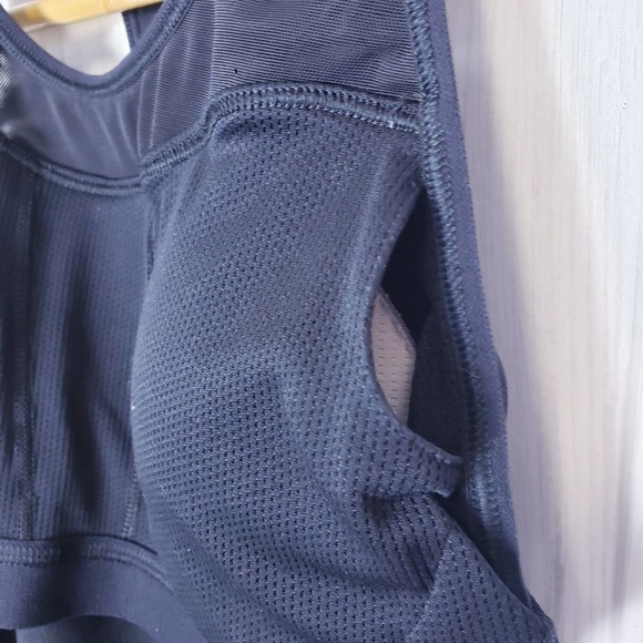 Athleta Spiral Support Active Tank Top Sise S Strappy Racerback Removable Pads - Picture 7 of 10